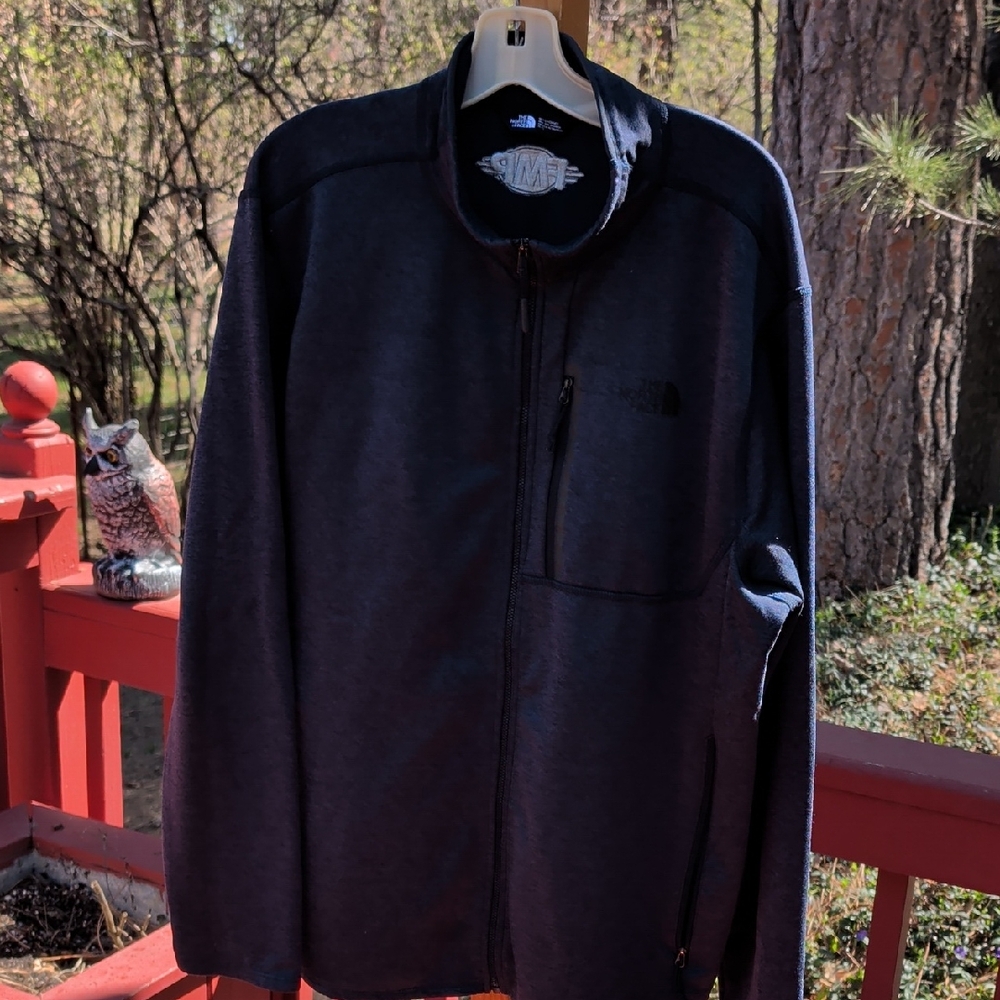 The North Face Men's Navy Performance Jacket